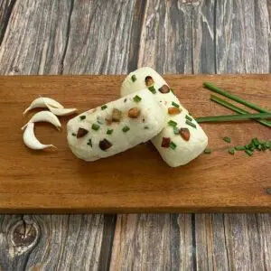 Chevre Log (garlic & chive)